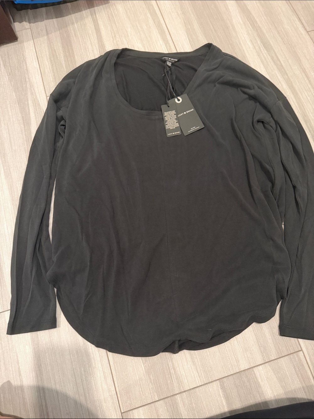 Lucky Brand Women's Long Sleeve Scoop Neck Top - Black